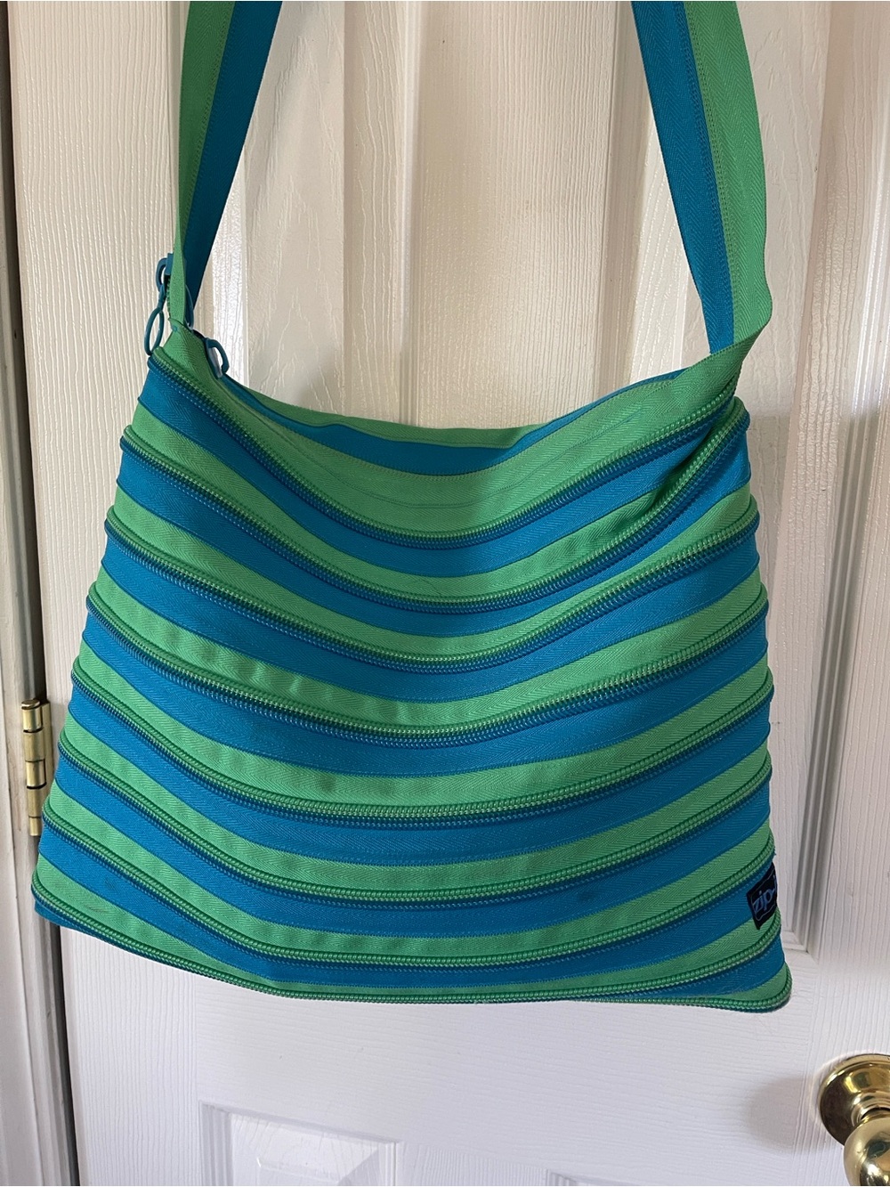 Blue & Green Striped Shoulder Bag by Zip-it Vintage